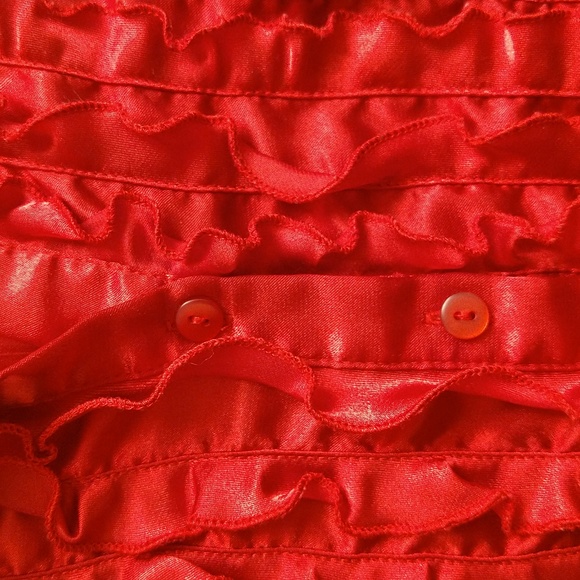 Silk polyester collared red button down blouse - Picture 4 of 5